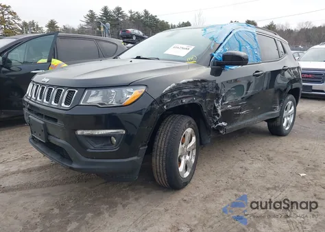 2020 Jeep Compass Latitude 4X4 из США, поврежденный, VIN 3C4NJDBB3LT197052